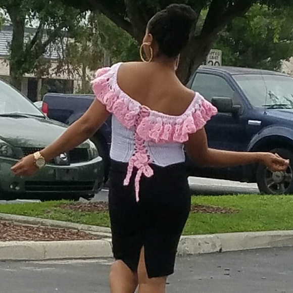 Top - Picture 4 of 4